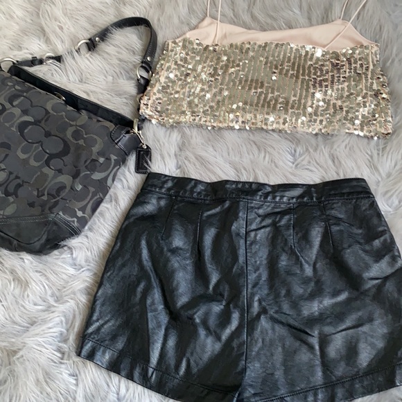 NWOT F21 leather shorts - Picture 3 of 8